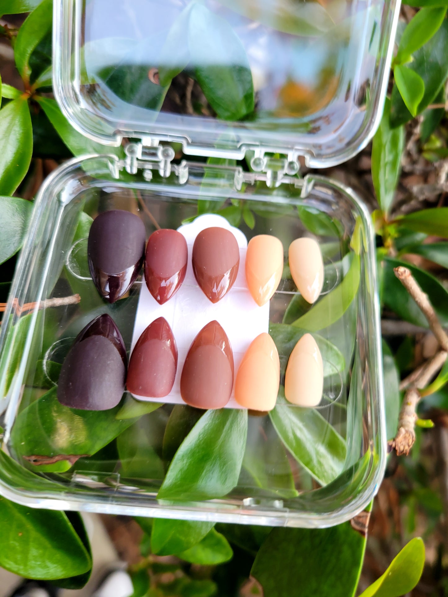 Chocolate Lover Custom Reusable Glue On Short Stilleto Gel Press On Nail Set