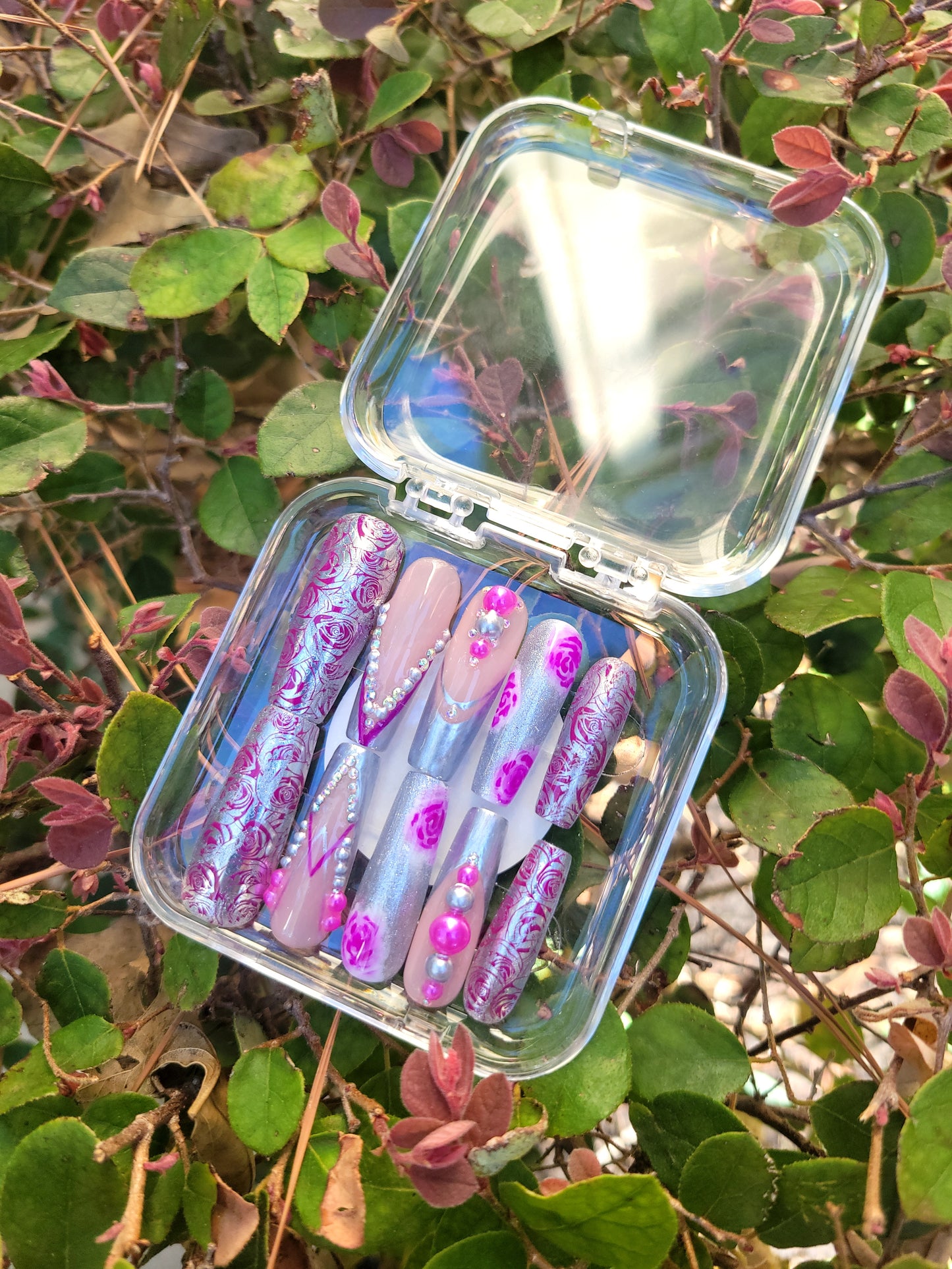 Fuchsia Rose Chrome Charm Set
