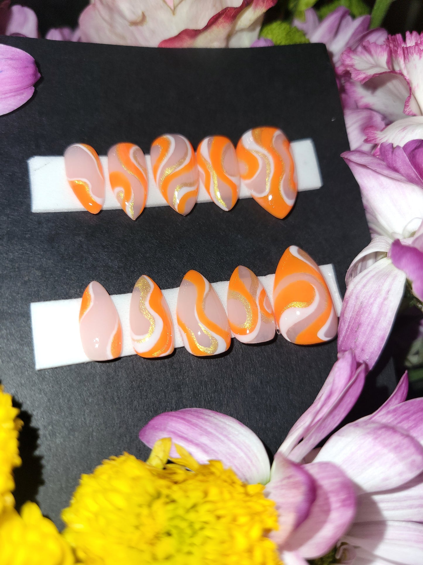 Orange Dreamsicle Swirl Custom Reusable Glue On Short Stilleto Press On Nail Set